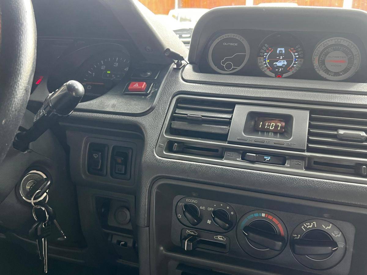 mitsubishi-pajero-2000-diesel-2835cc