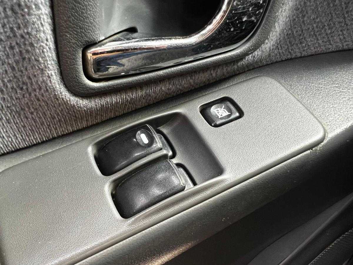 mitsubishi-pajero-2000-diesel-2835cc