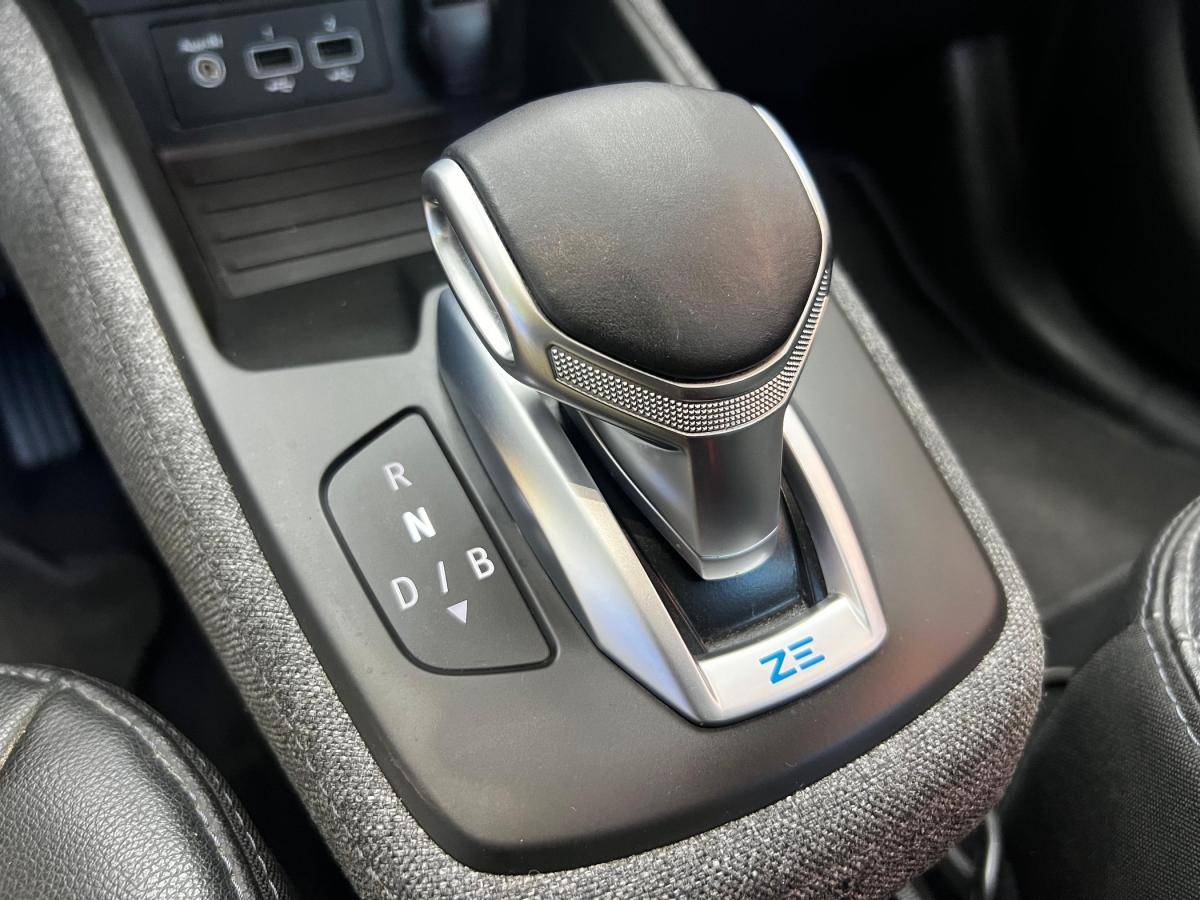 renault-zoe-2022-eletrico-0cc