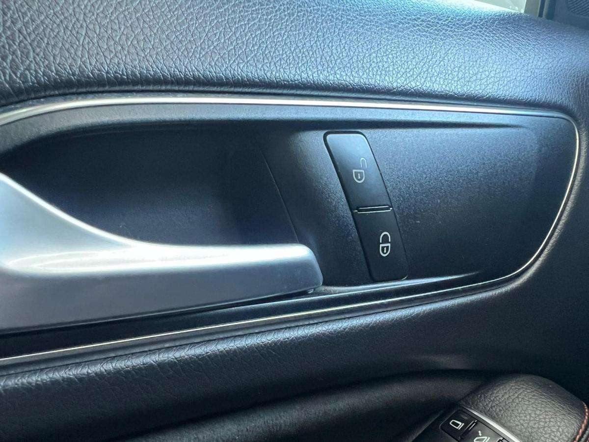 mercedes-benz-gla-2017-gasolina-1991cc