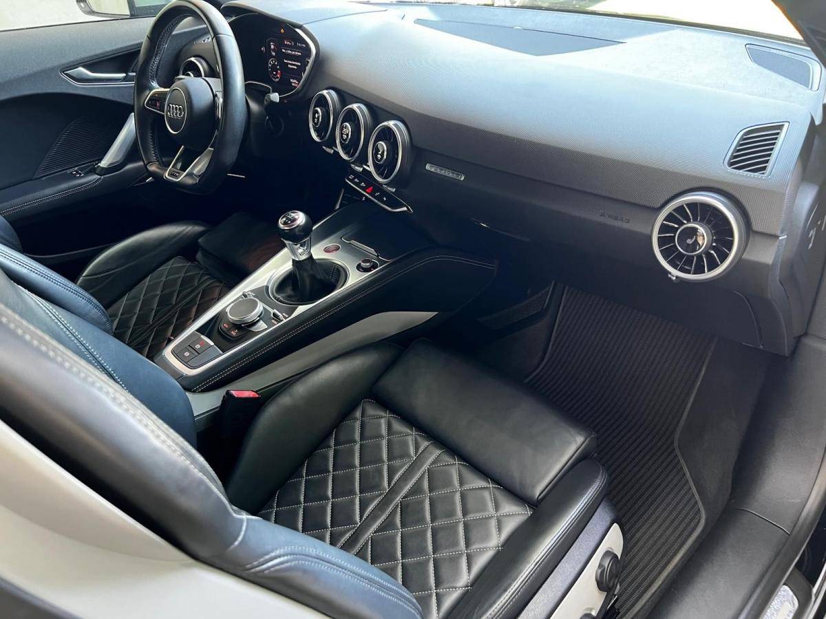 audi-tt-2015-gasolina-1984cc