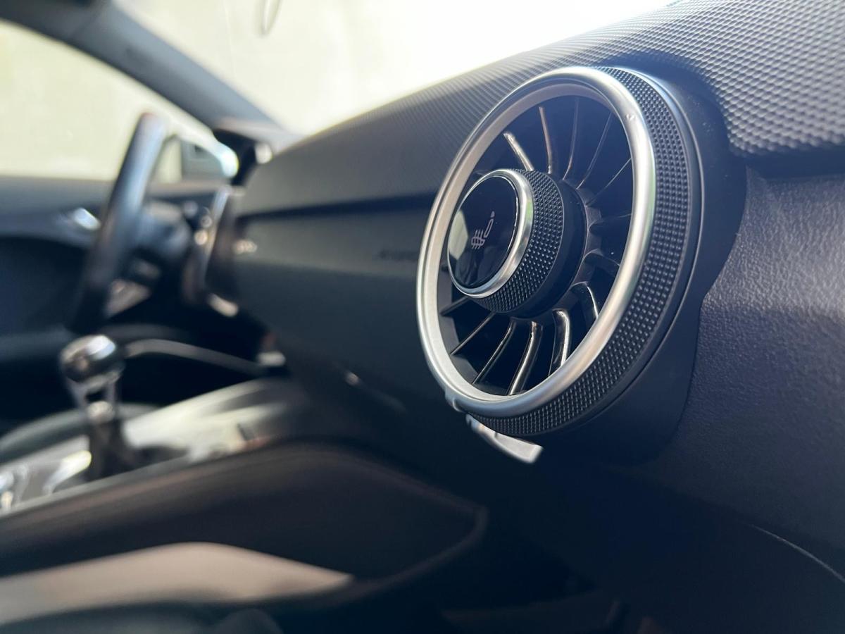 audi-tt-2015-gasolina-1984cc
