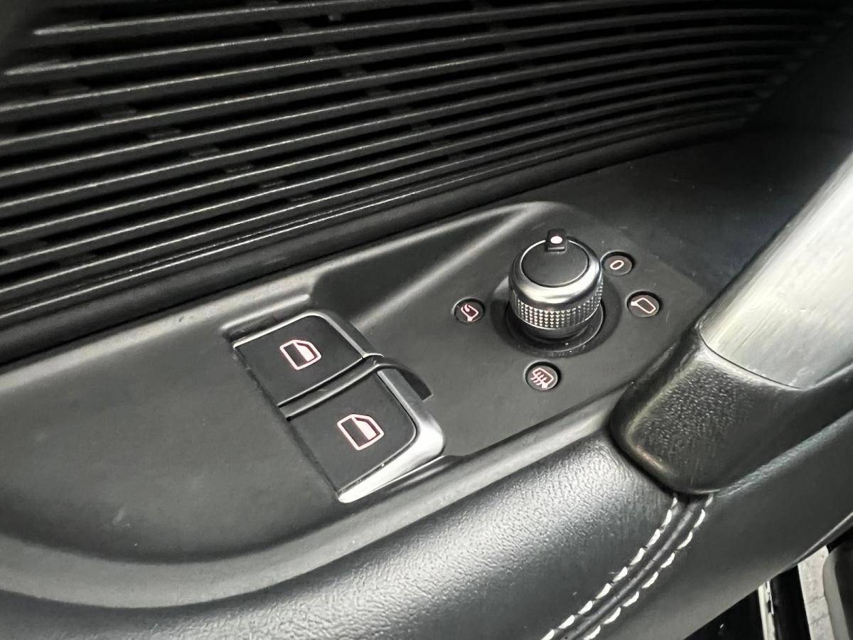 audi-tt-2015-gasolina-1984cc