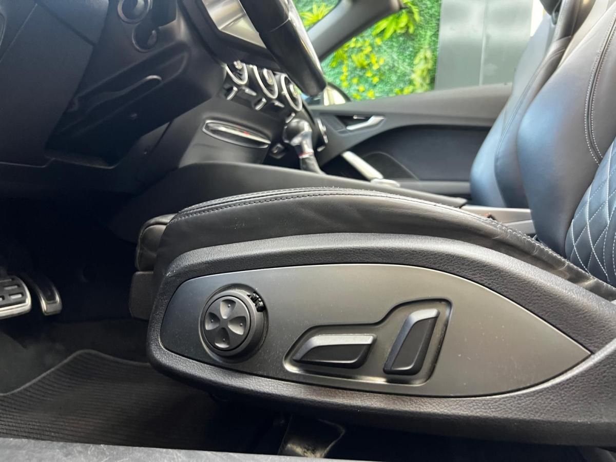 audi-tt-2016-gasolina-1984cc