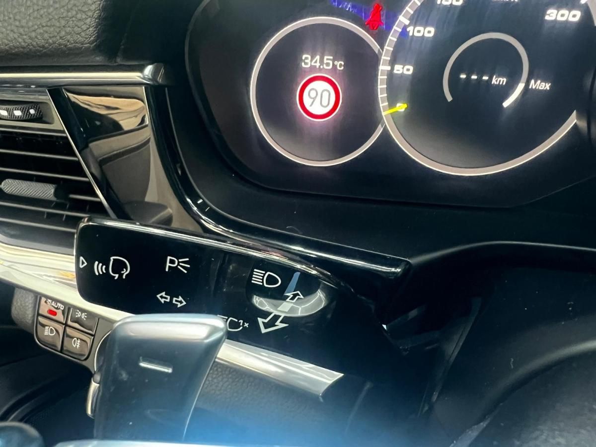 porsche-panamera-sport-turismo-2017-hibrido-a-gasolina-2894cc