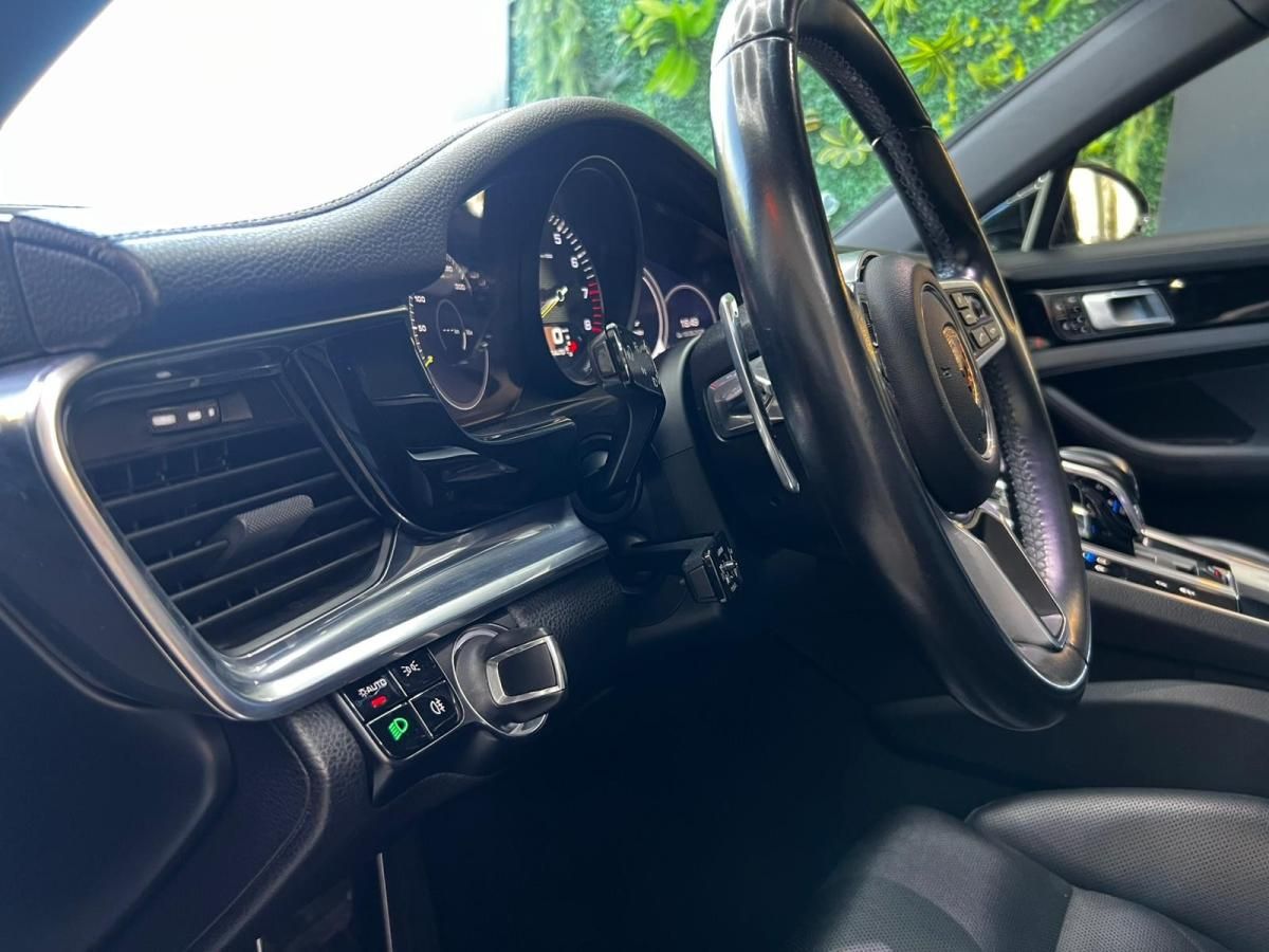porsche-panamera-sport-turismo-2017-hibrido-a-gasolina-2894cc