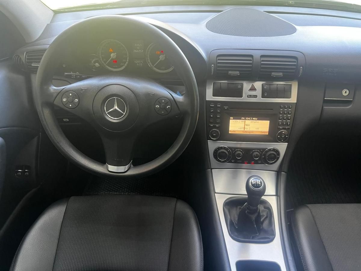 mercedes-benz-clc-2010-diesel-2148cc