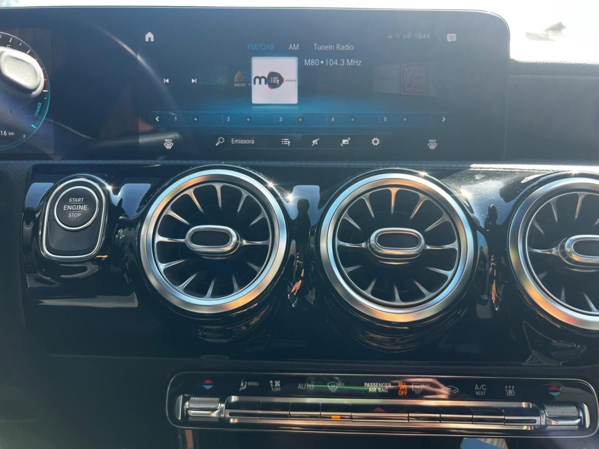 mercedes-benz-classe-a-2020-hibrido-a-gasolina-1332cc
