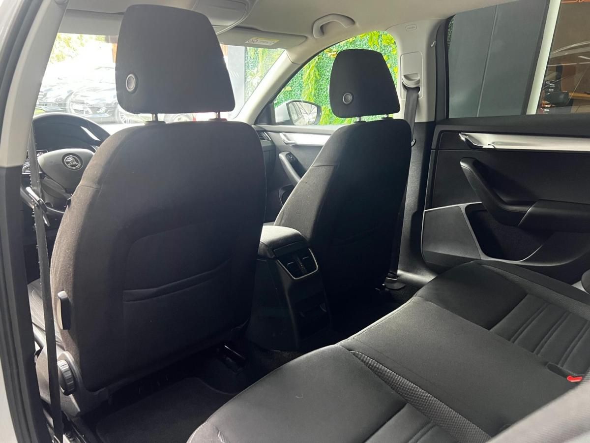 skoda-octavia-2017-diesel-1598cc