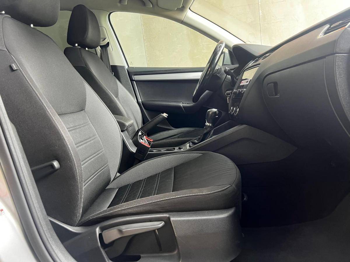 skoda-octavia-2017-diesel-1598cc