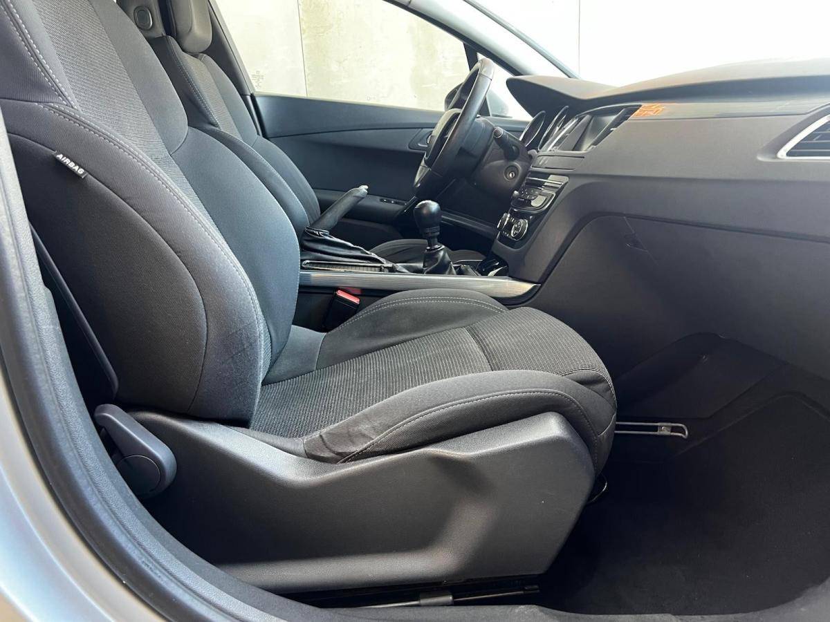 peugeot-508-sw-2015-diesel-1560cc
