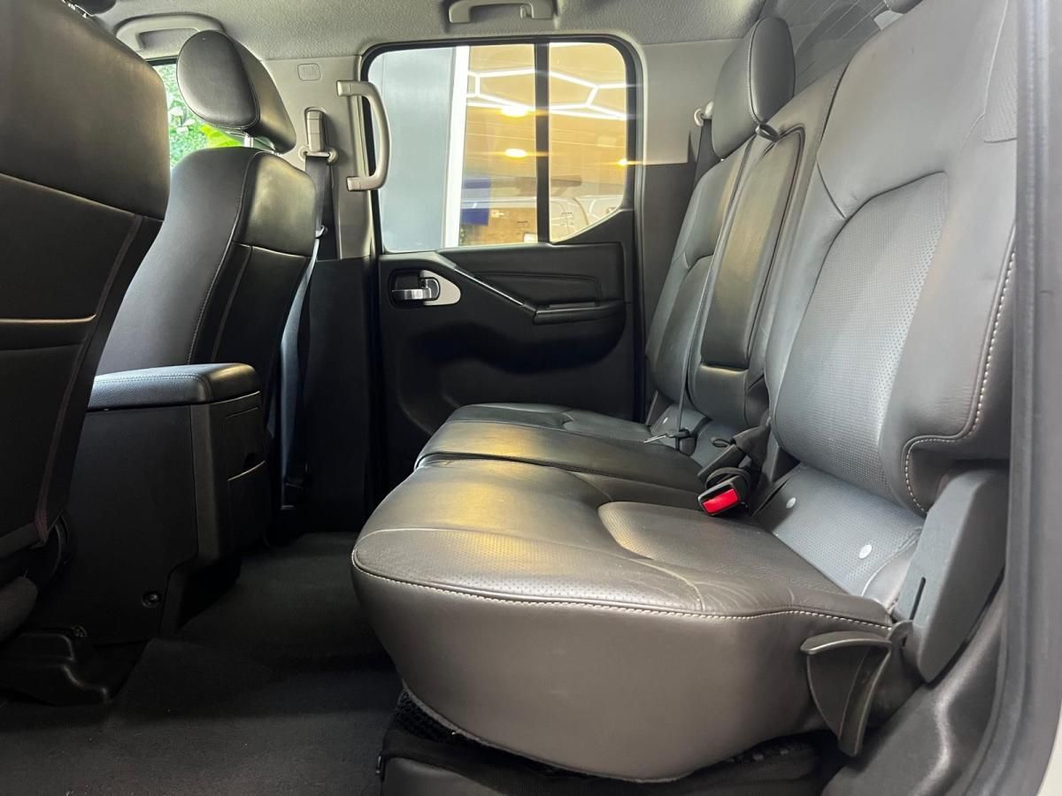 nissan-navara-2010-diesel-2488cc