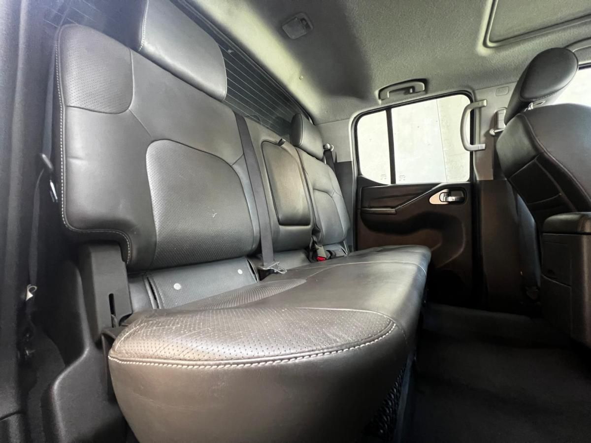 nissan-navara-2010-diesel-2488cc