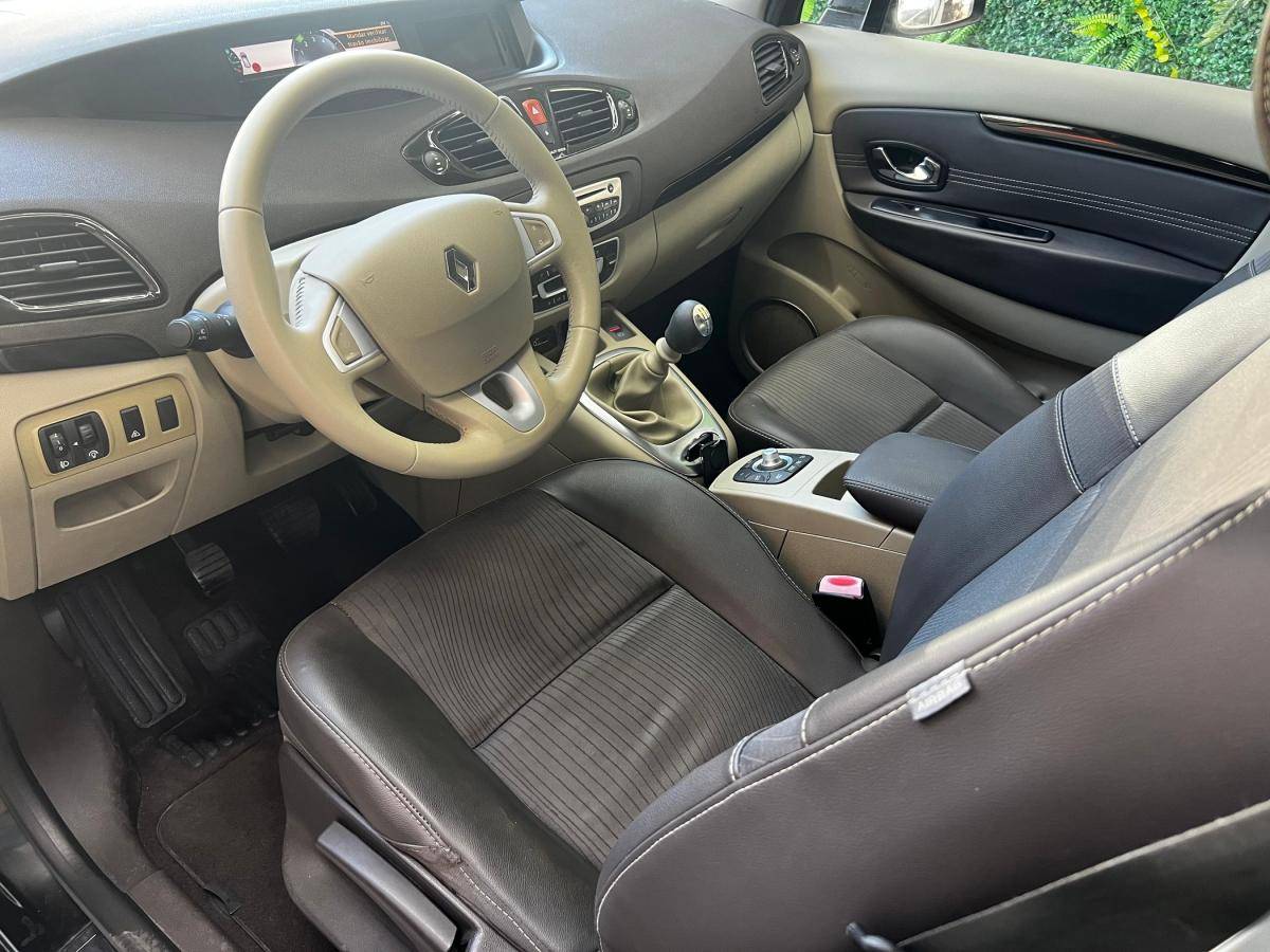 renault-scenic-2011-diesel-1461cc