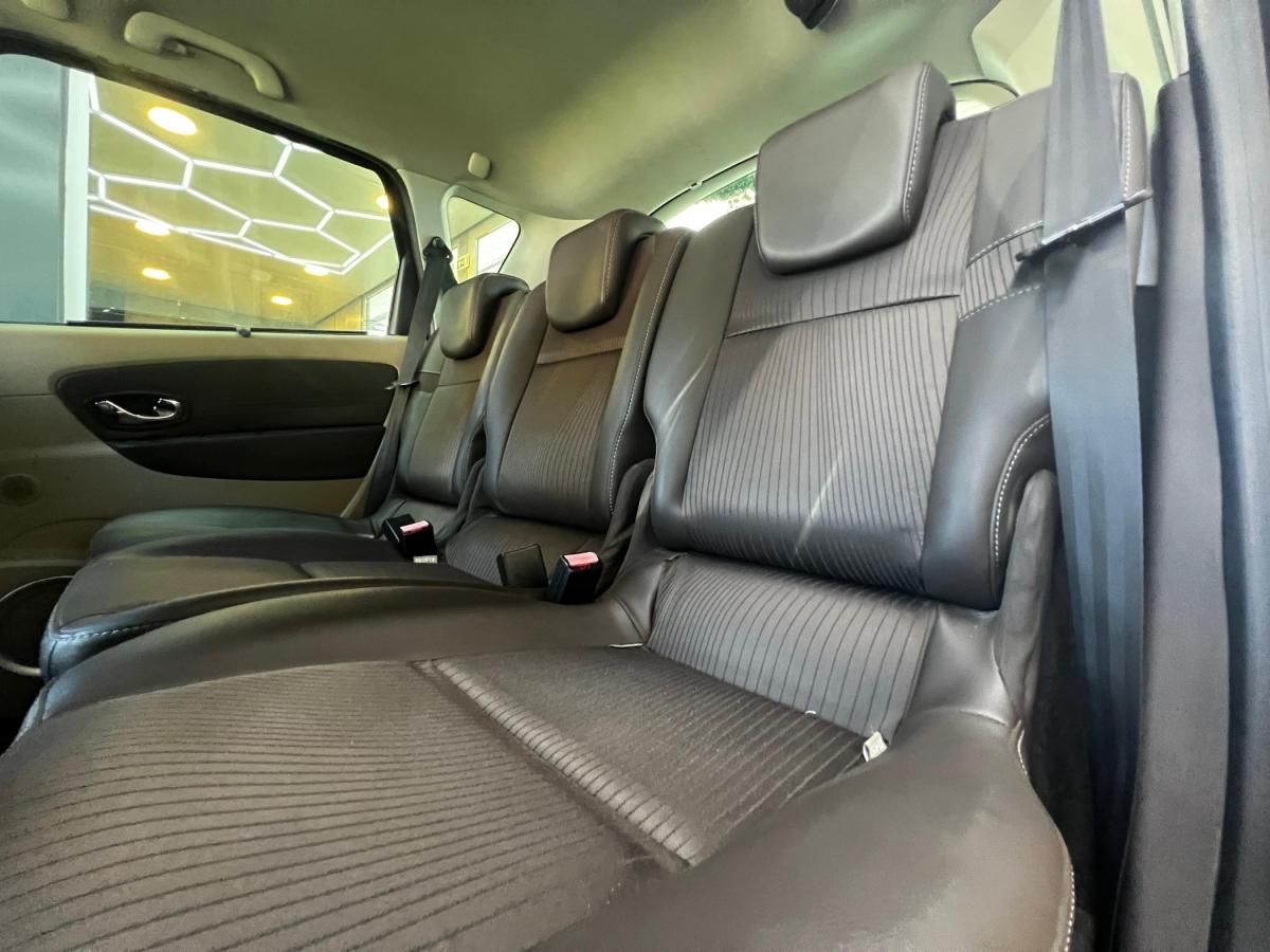 renault-scenic-2011-diesel-1461cc