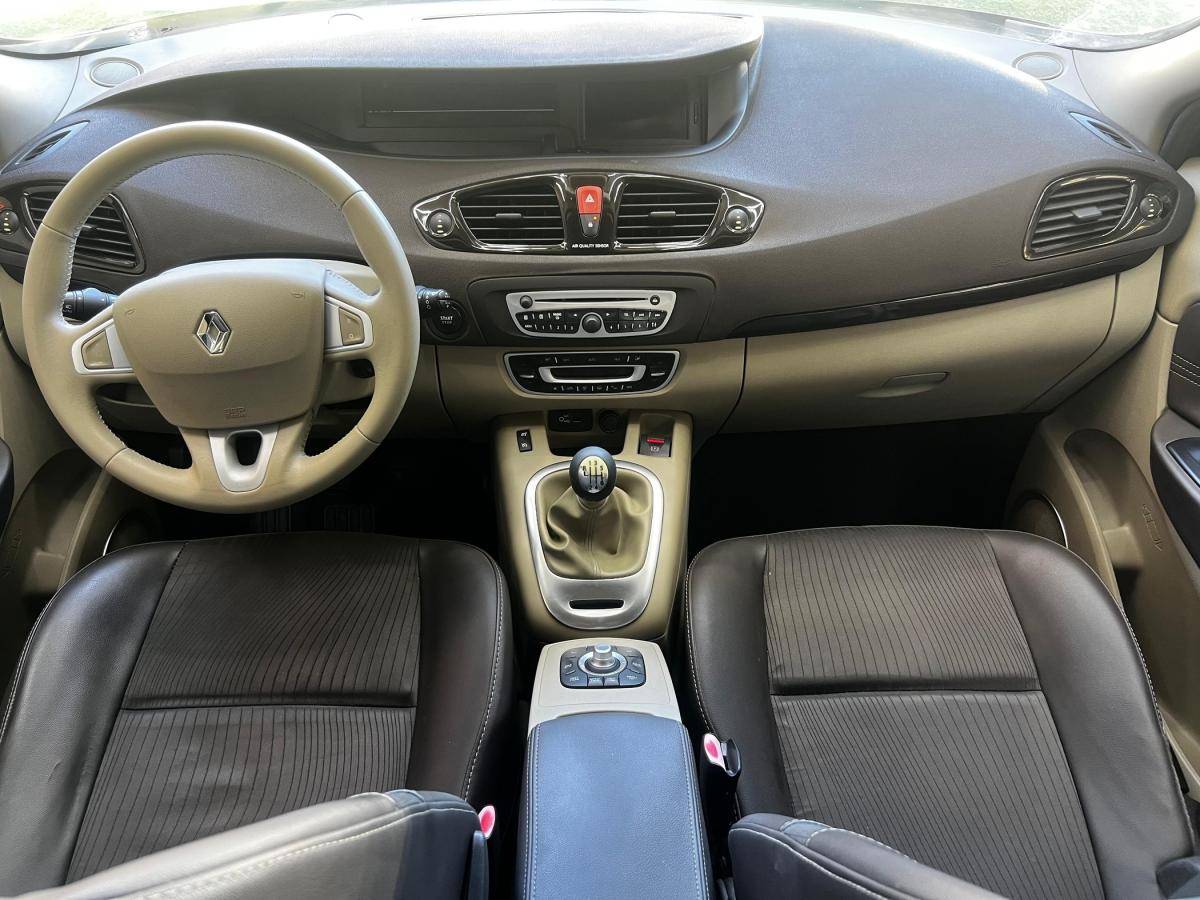renault-scenic-2011-diesel-1461cc