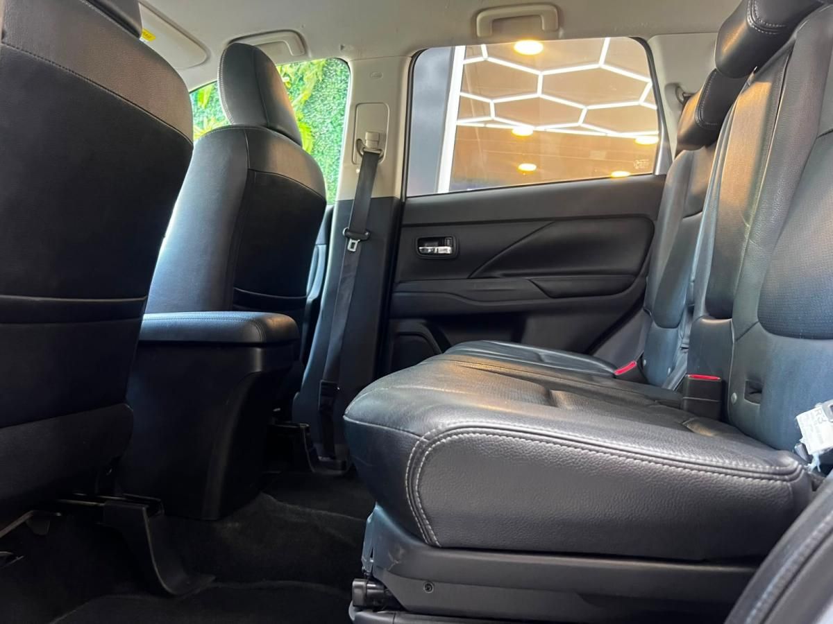 mitsubishi-outlander-2015-diesel-2268cc