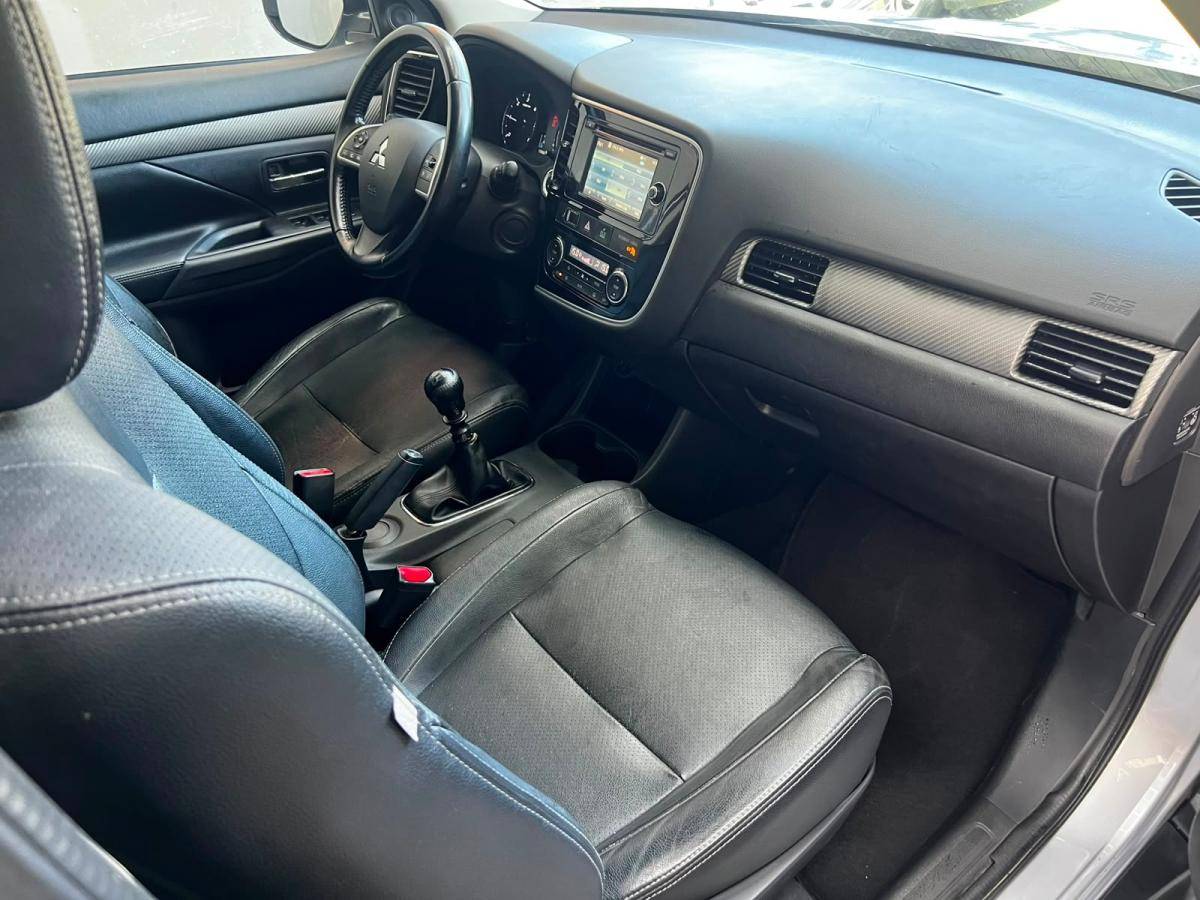 mitsubishi-outlander-2015-diesel-2268cc