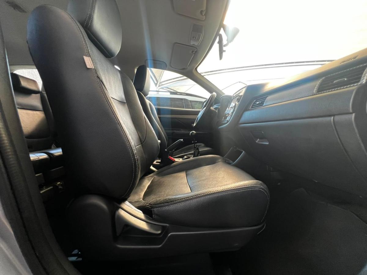 mitsubishi-outlander-2015-diesel-2268cc