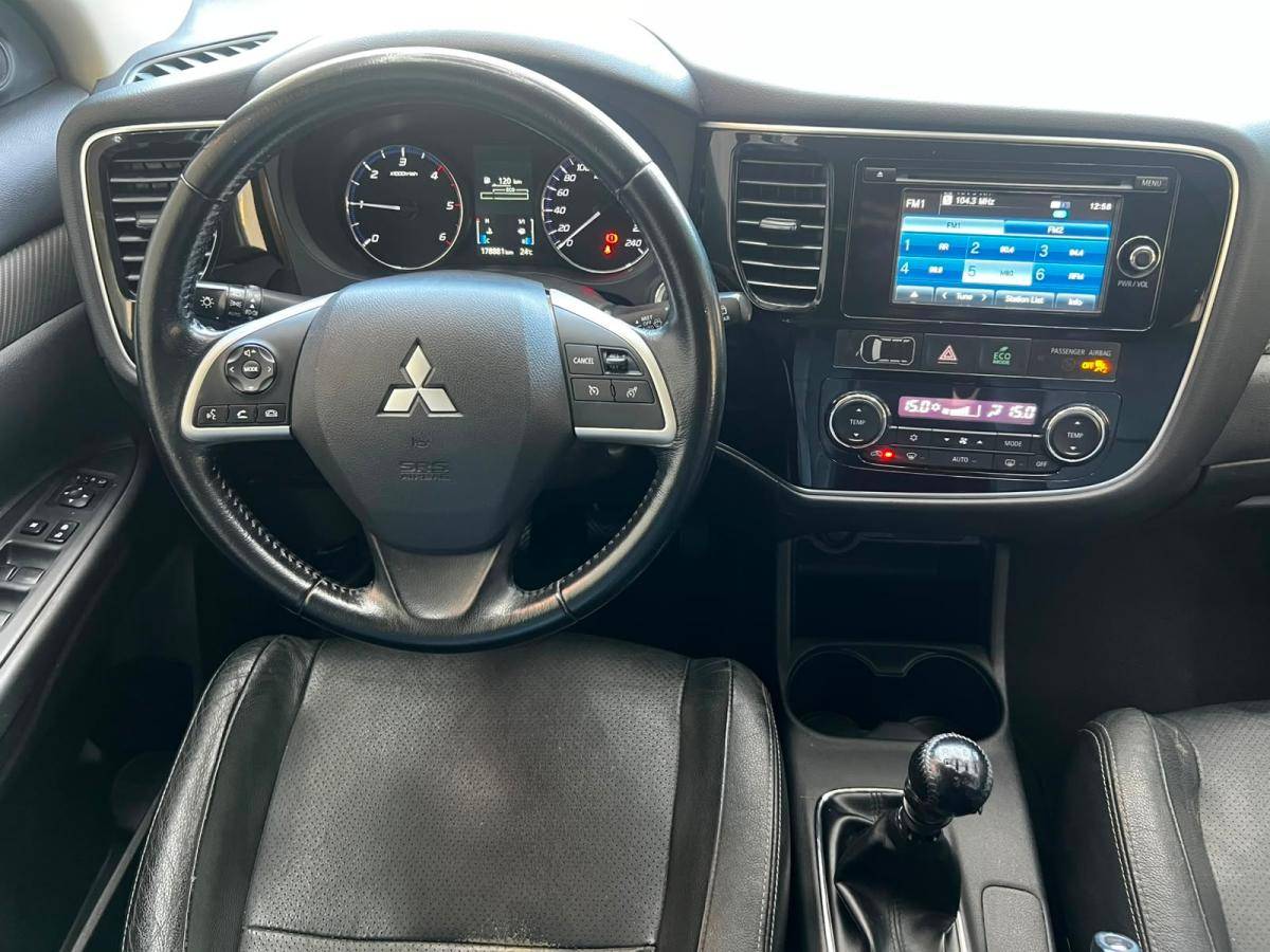 mitsubishi-outlander-2015-diesel-2268cc