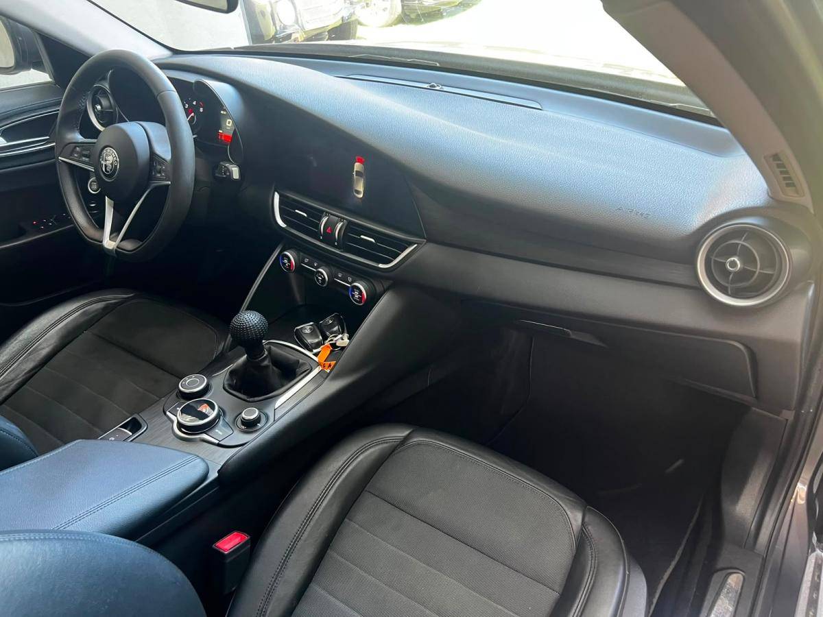 alfa-romeo-giulia-2016-diesel-2143cc