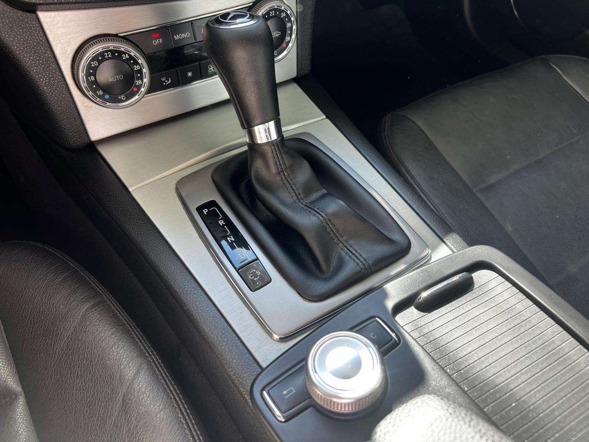 mercedes-benz-classe-c-2010-diesel-2143cc