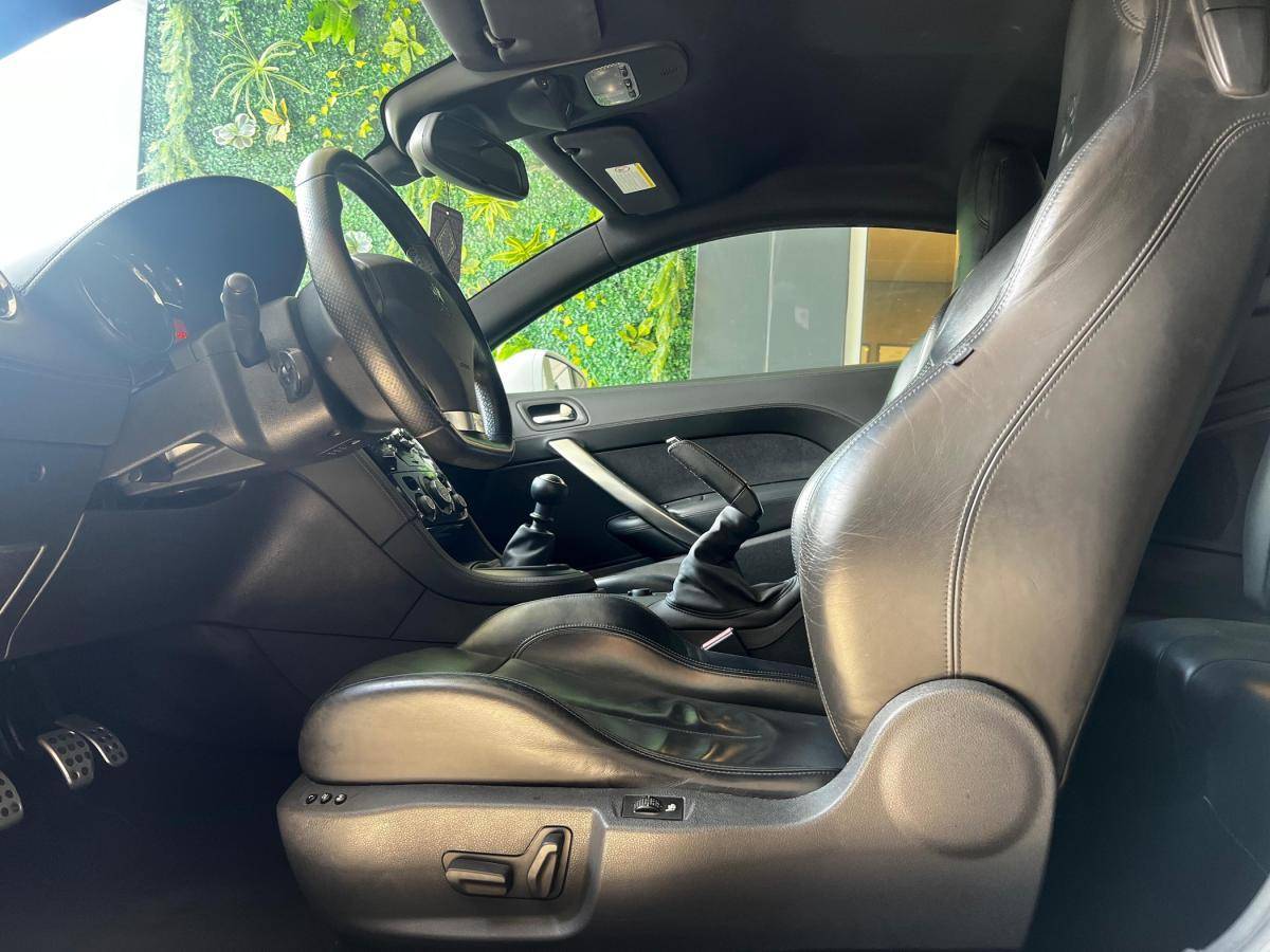 peugeot-rcz-2010-gasolina-1598cc