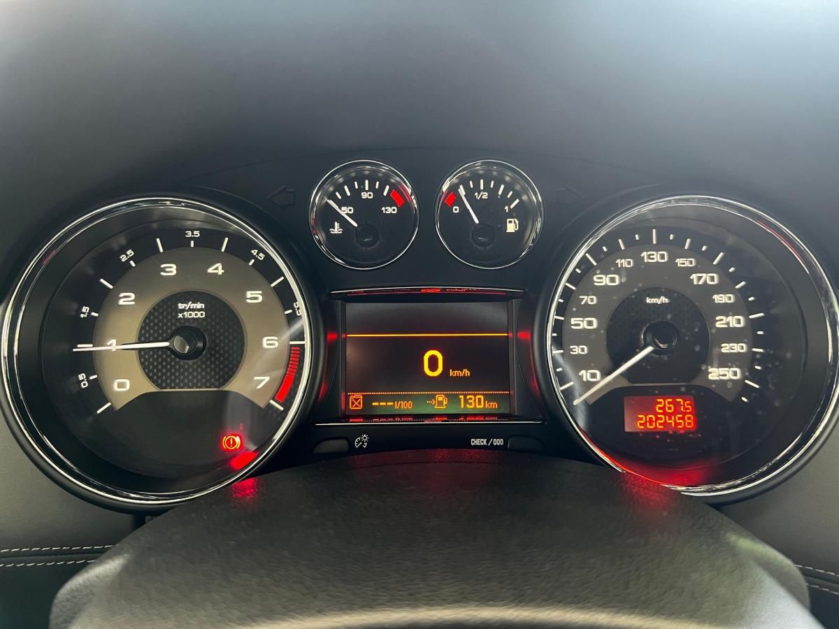 peugeot-rcz-2010-gasolina-1598cc