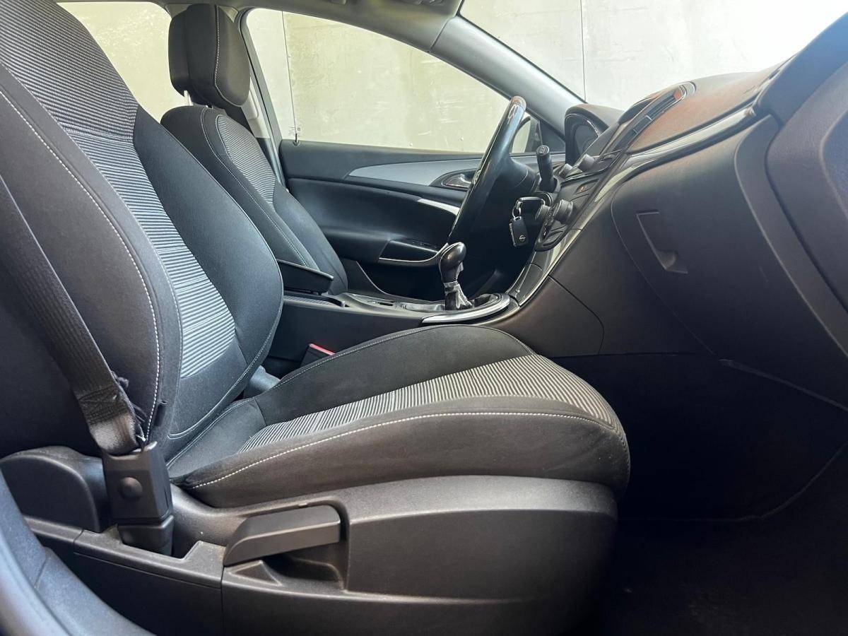 opel-insignia-sports-tourer-2014-diesel-1956cc