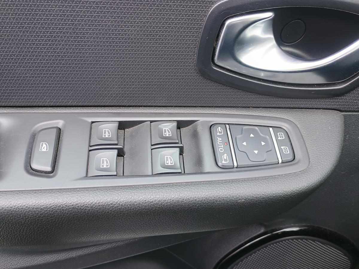 renault-clio-0-9-tce-2017-gasolina-898cc