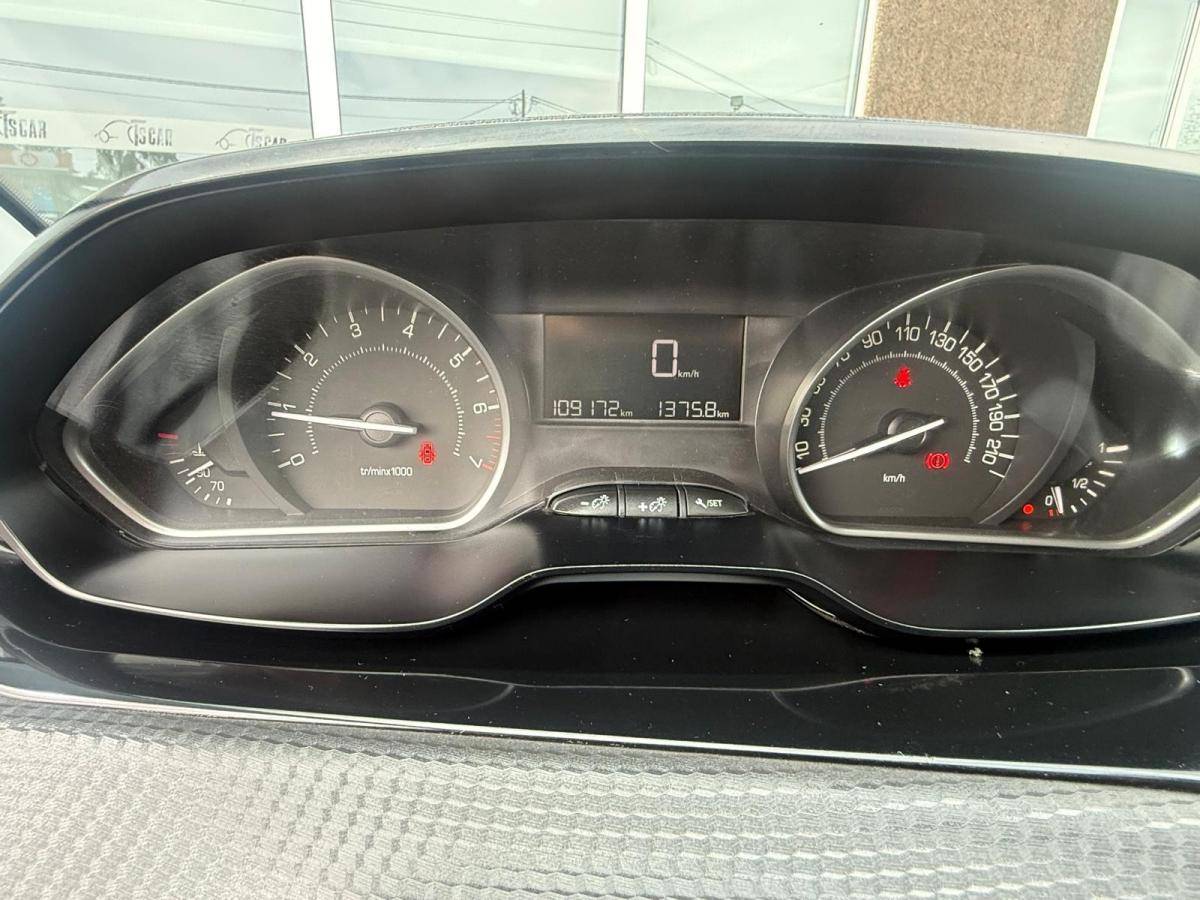 peugeot-208-2019-gasolina-1199cc