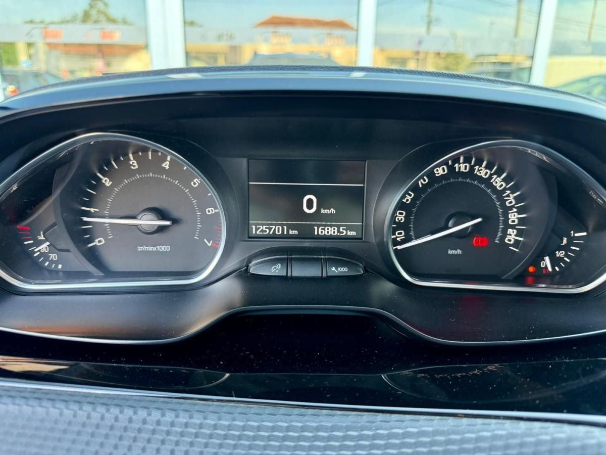 peugeot-2008-2015-gasolina-1199cc