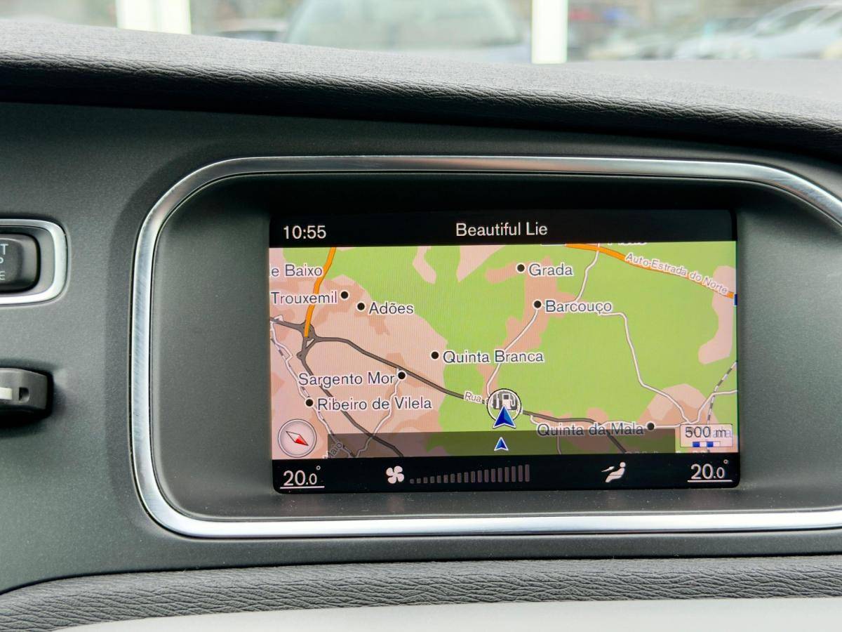 volvo-v40-2019-gasolina-1498cc