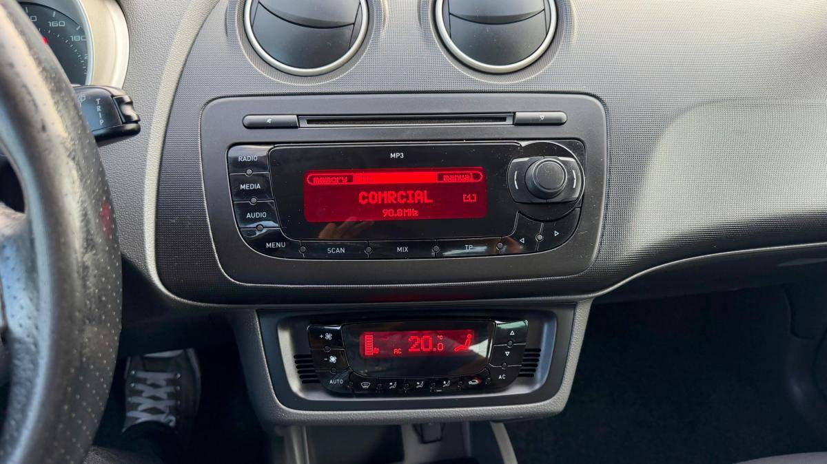seat-ibiza-2011-diesel-1598cc