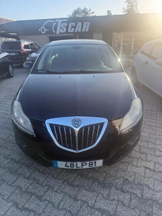 lancia-delta-2011-diesel-1598cc