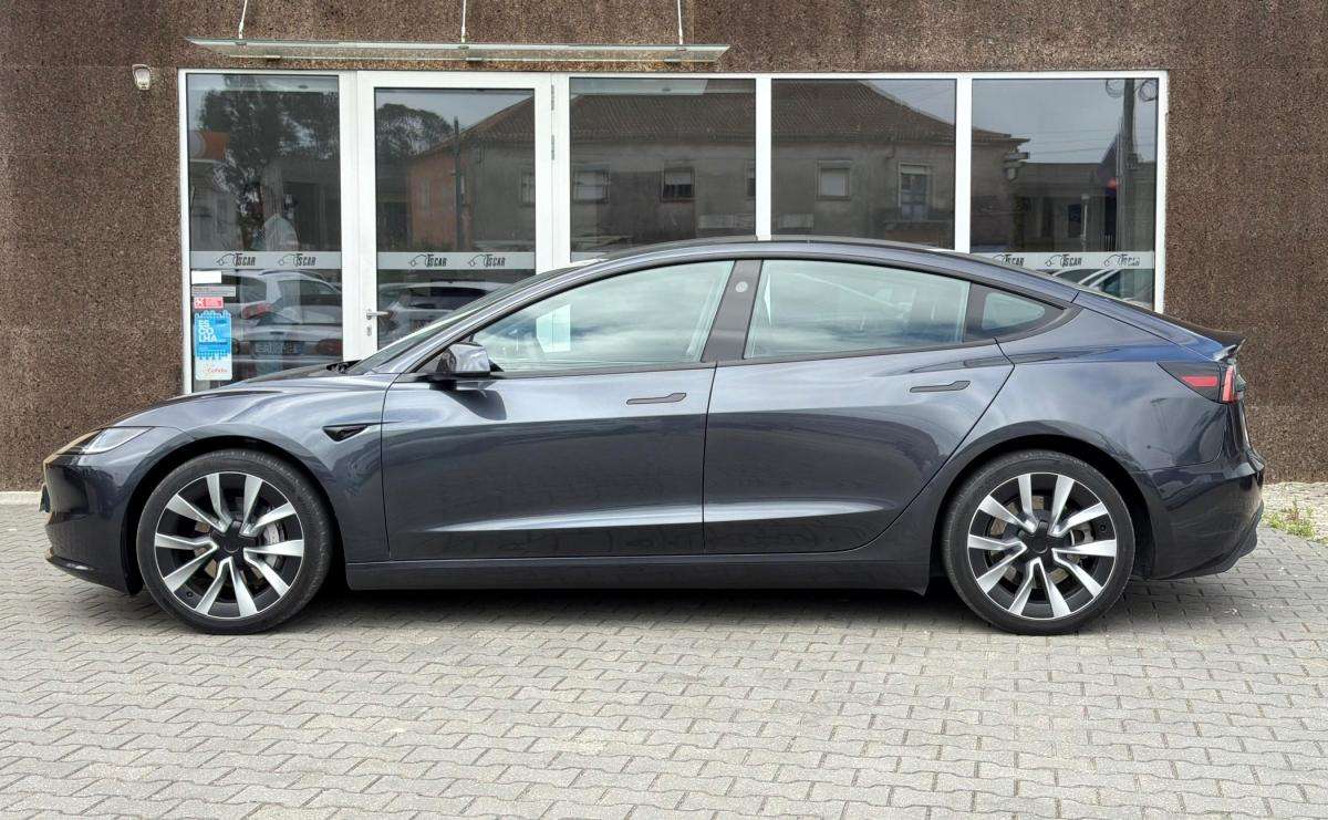 tesla-model-3-2024-eletrico-0cc