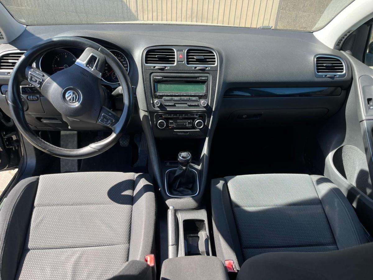 volkswagen-golf-2009-diesel-1598cc