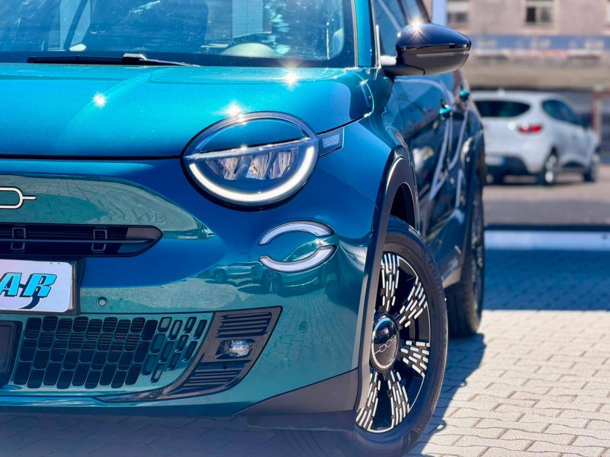 fiat-600-2025-gasolina-1199cc