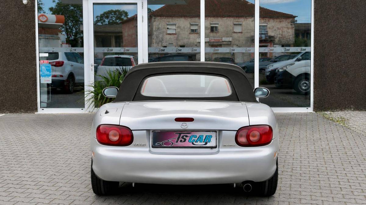 mazda-mx-5-2004-gasolina-1598cc