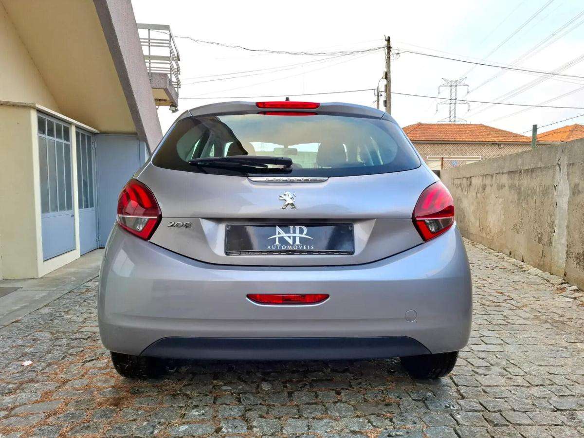 peugeot-208-2019-diesel-1499cc