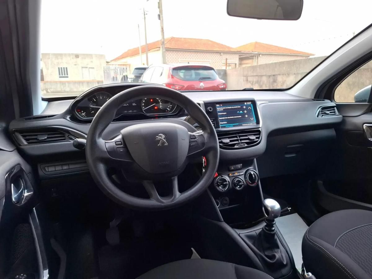 peugeot-208-2019-diesel-1499cc