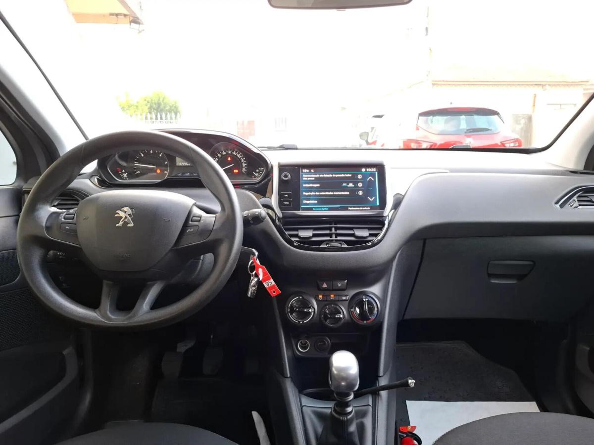 peugeot-208-2019-diesel-1499cc