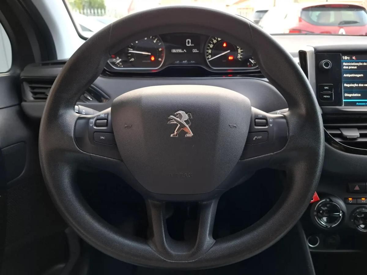 peugeot-208-2019-diesel-1499cc