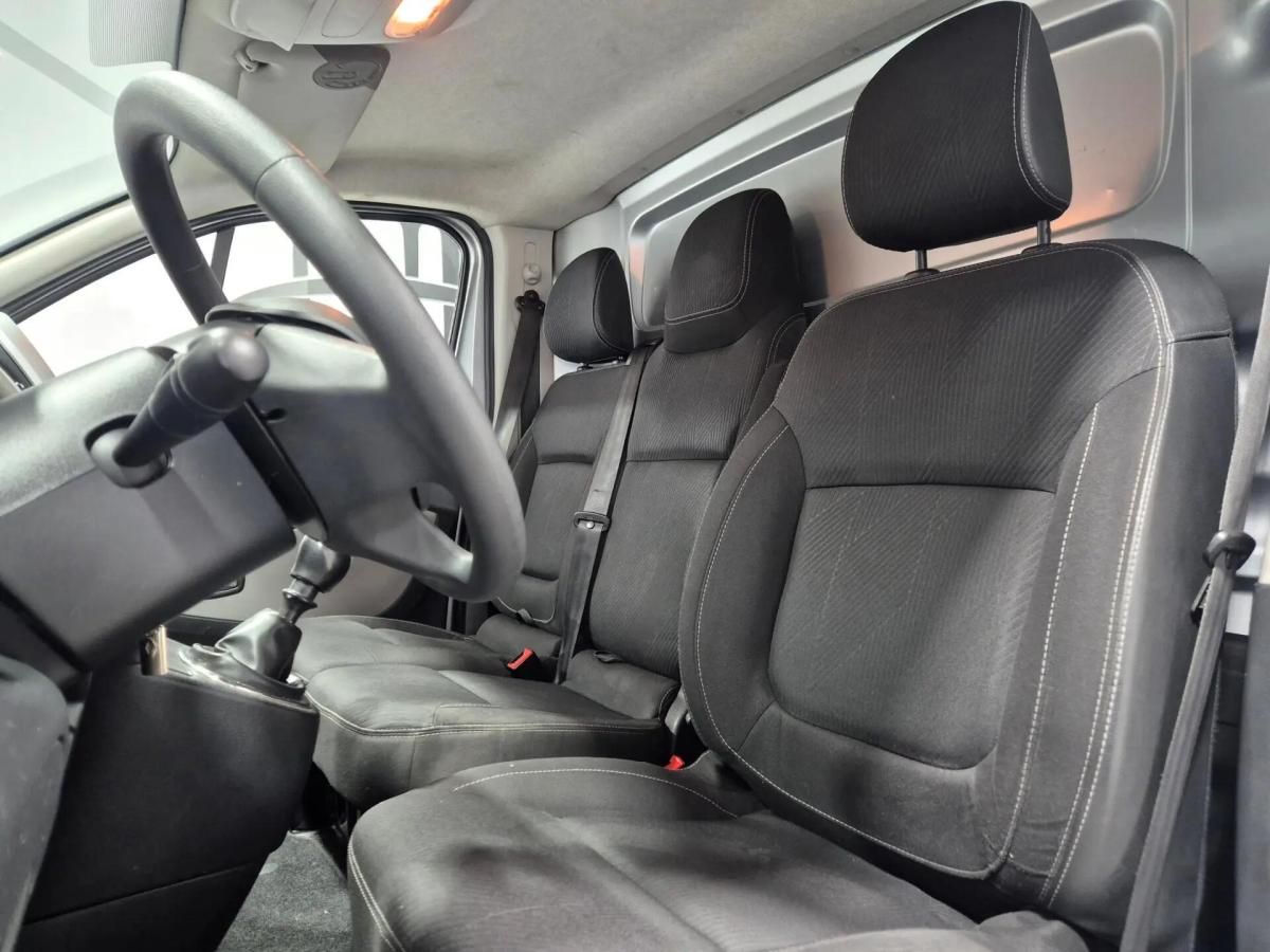 renault-trafic-2019-diesel-1598cc