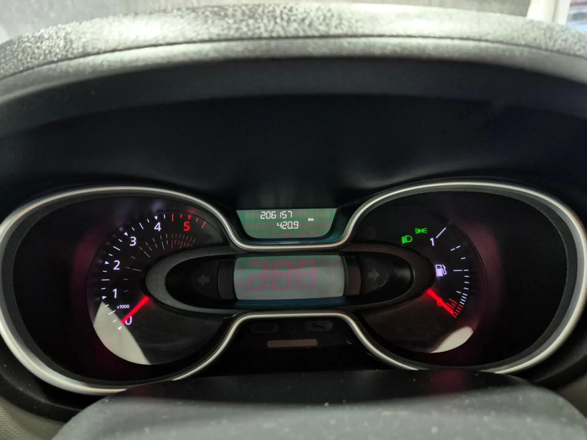 renault-trafic-2019-diesel-1598cc