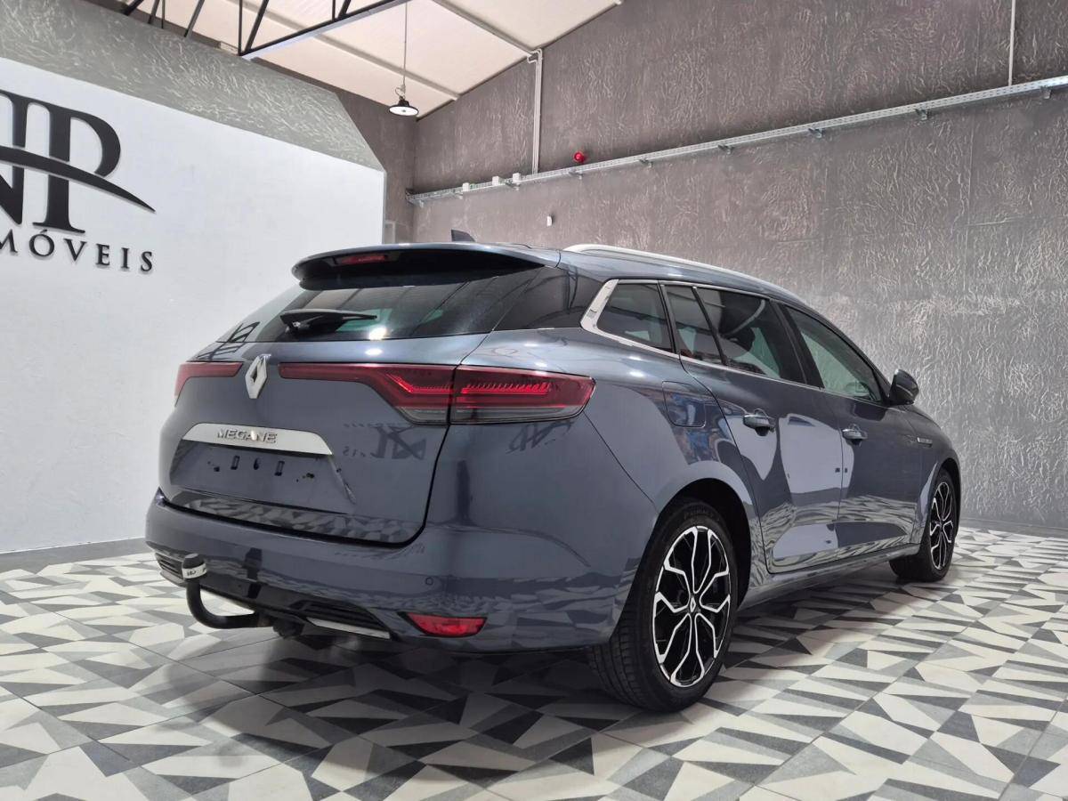 renault-megane-sport-tourer-2021-diesel-1461cc