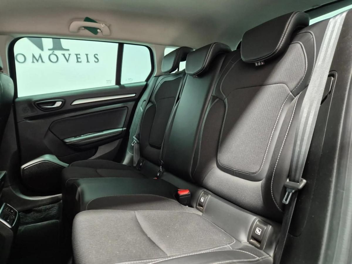 renault-megane-sport-tourer-2021-diesel-1461cc