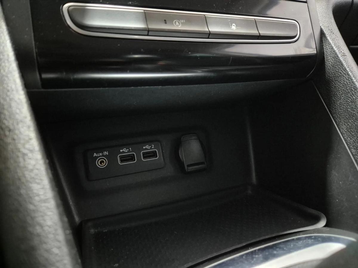 renault-megane-sport-tourer-2021-diesel-1461cc