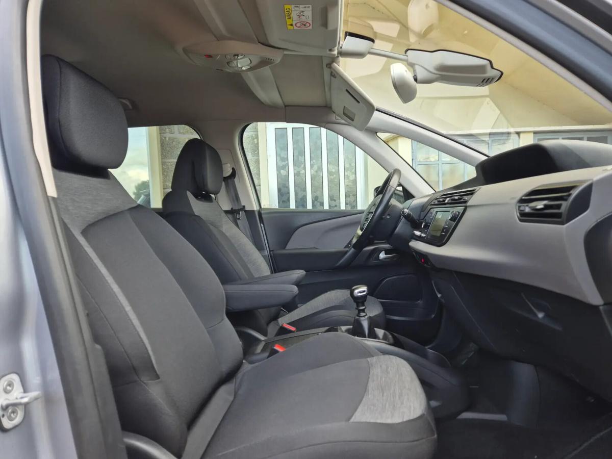 citroen-spacetourer-2020-diesel-1499cc