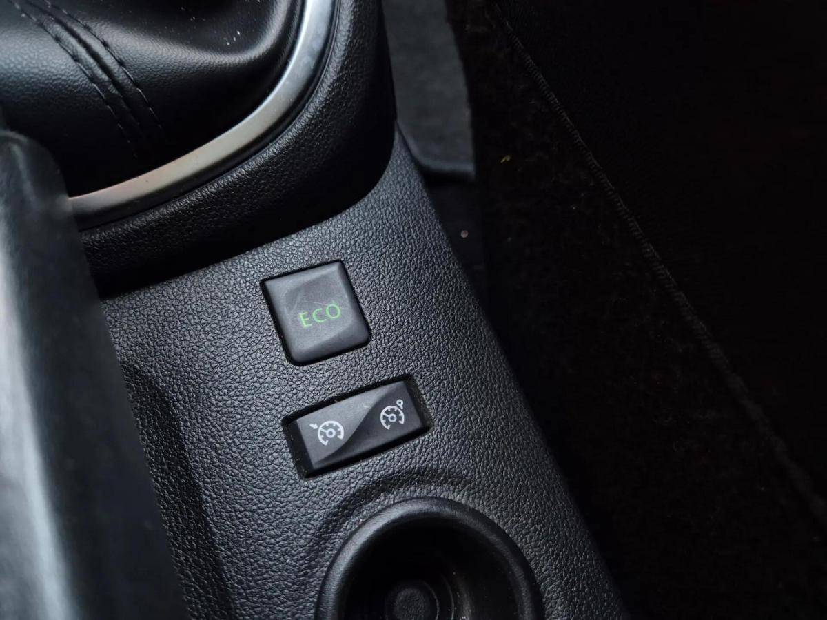 renault-captur-2018-gasolina-898cc